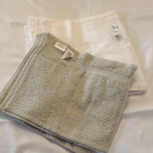 Bundle Of 12 NEW Washcloths | Madison Sage & JP Stevens White